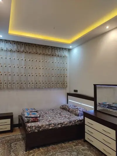 آپارتمان یک خوابه ابرند