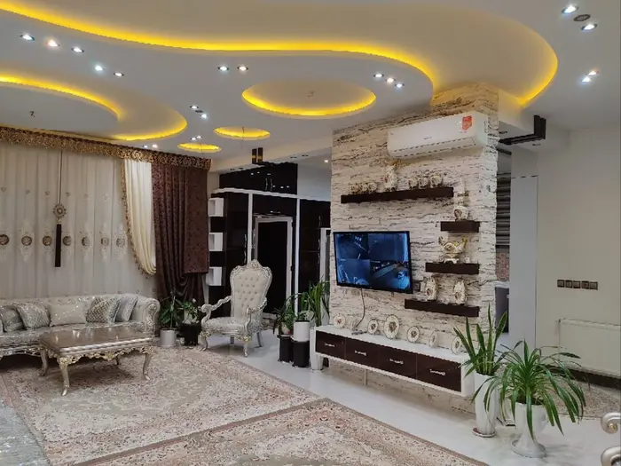 آپارتمان یک خوابه ابرند