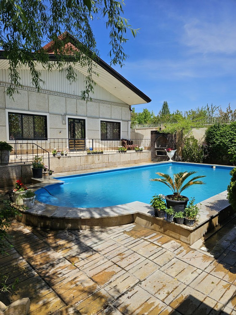 ویلا دوخوابه استخردار آبگرم نیک 1