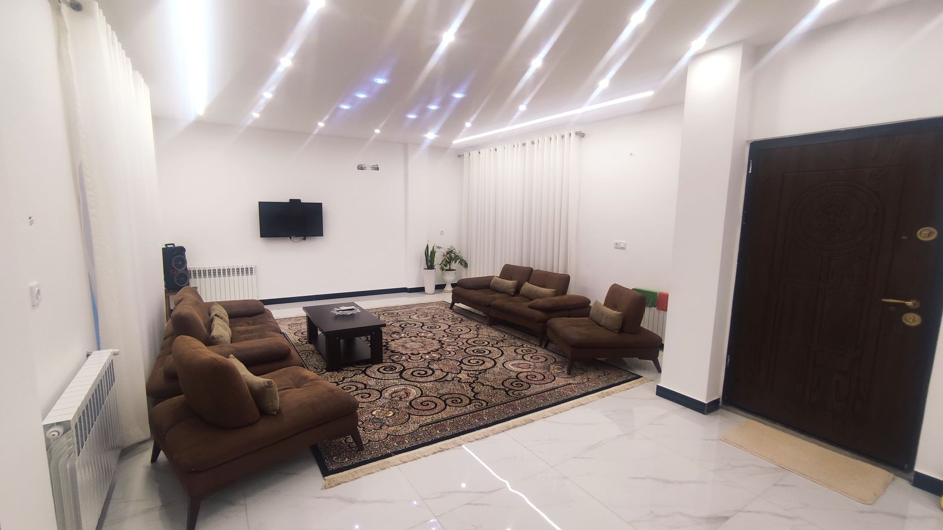 ویلا سه خوابه استخردار آبگرم صبا