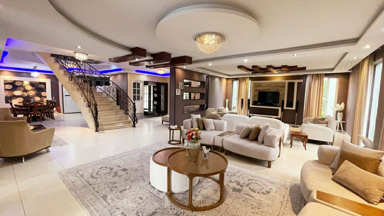 ویلا پنج خوابه استخردار لوتوس 2