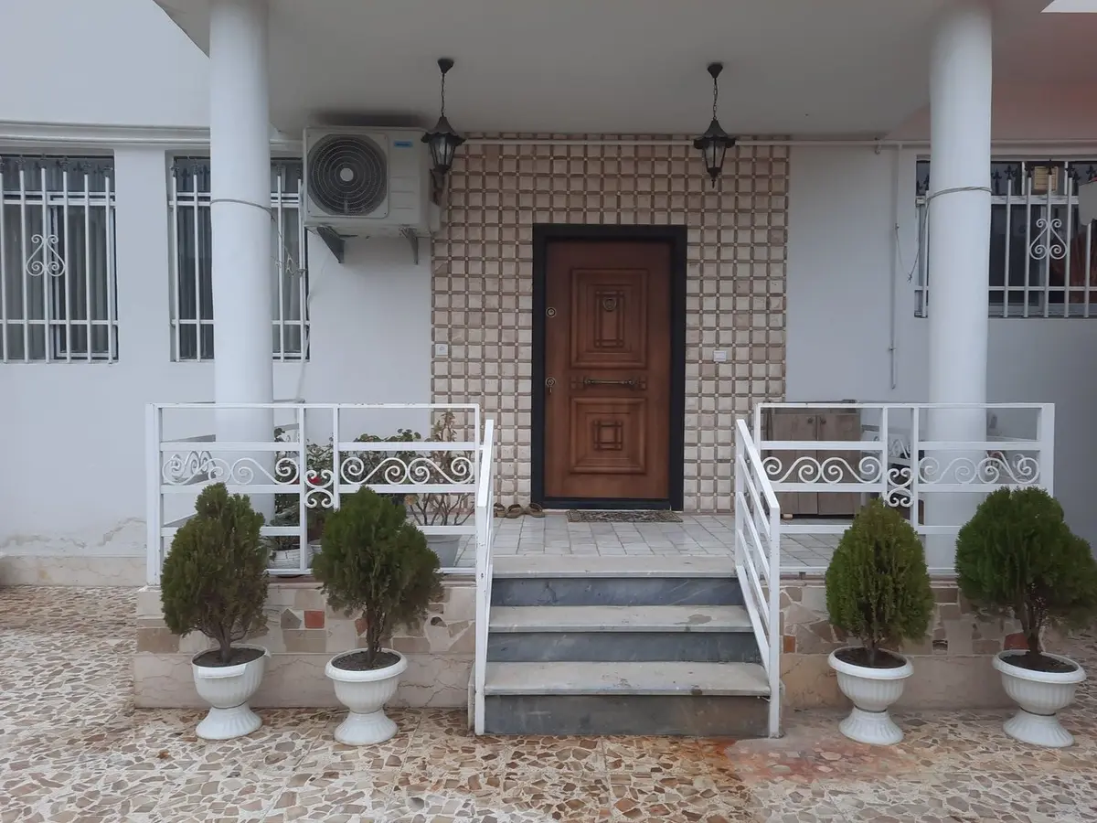 ویلا دوخوابه صدرا 3