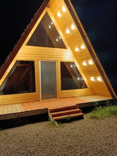 کلبه دوخوابه سوئیسی ملورین