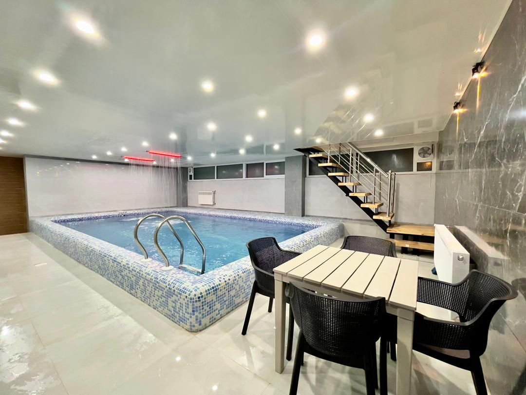 ویلا سه خوابه استخردار آبگرم آرسام 2