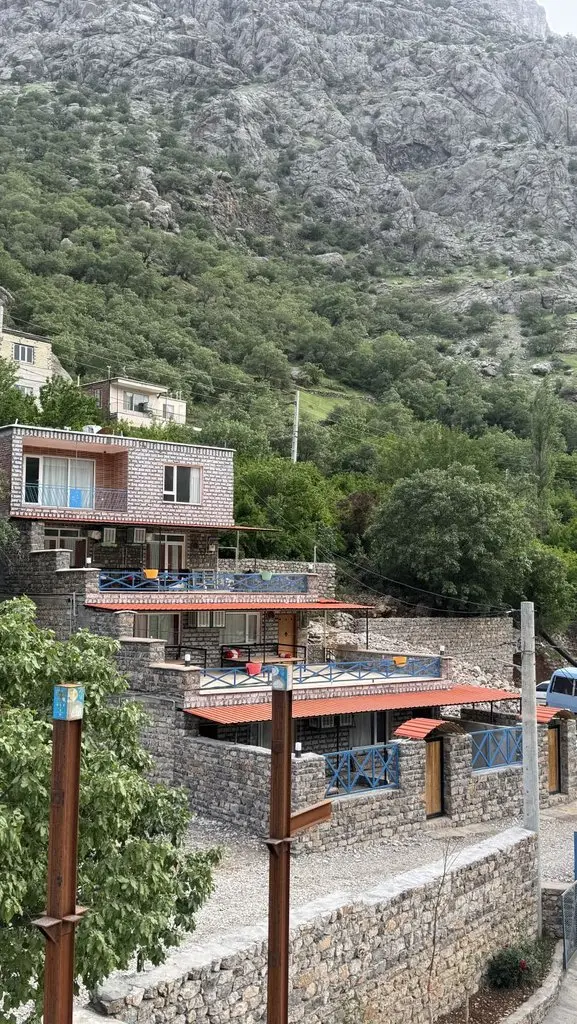 اقامتگاه سنتی سلین - واحد 103