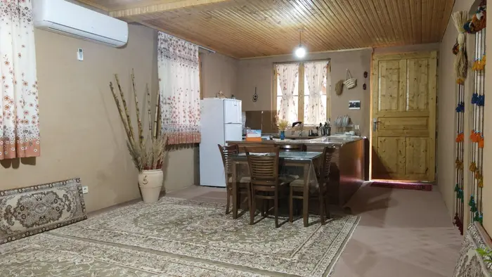 کلبه دوخوابه کوتومه - هال وپذیرایی