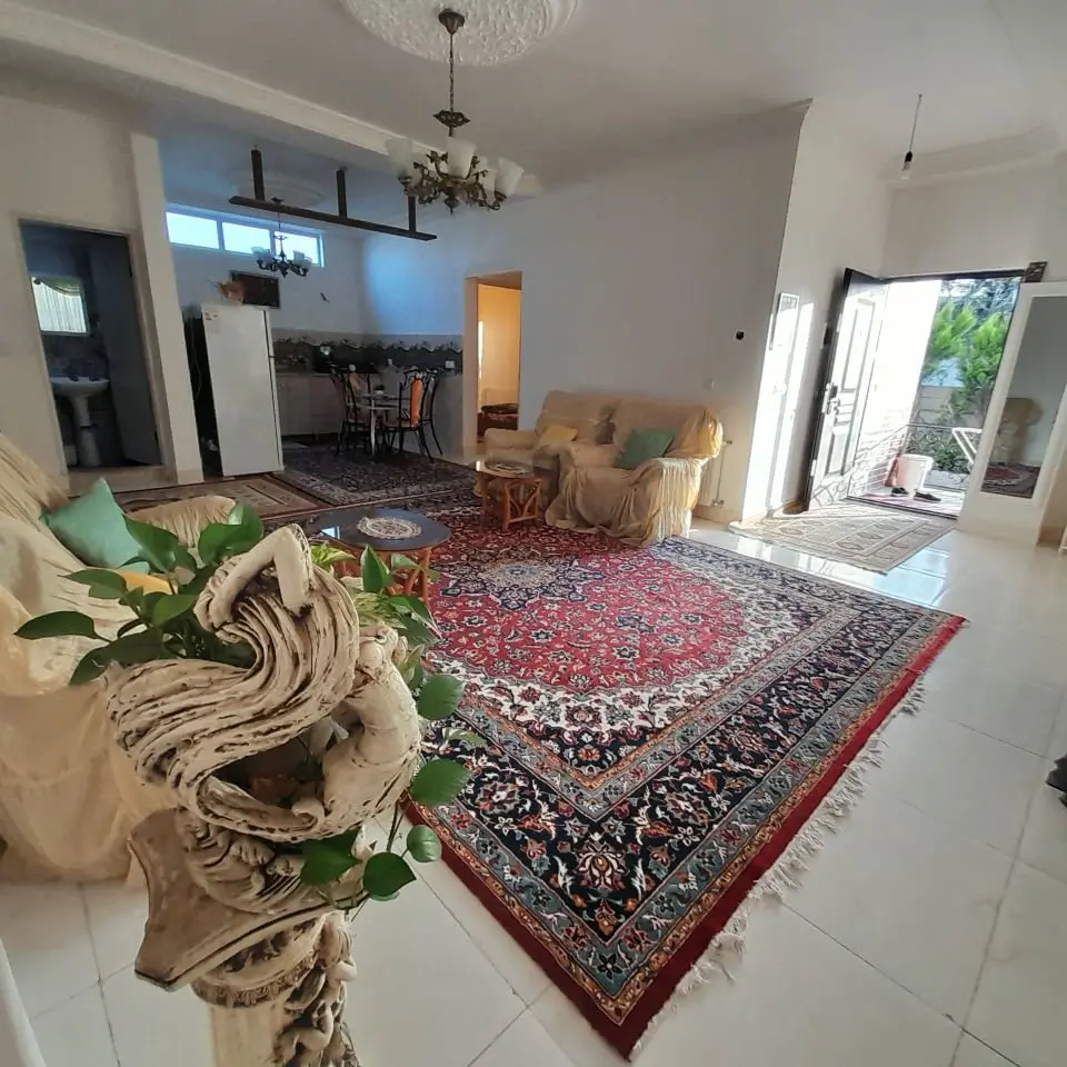 ویلا دوخوابه ساحلی برنده