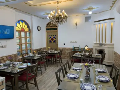 اقامتگاه سنتی صبا - واحد ارغوان