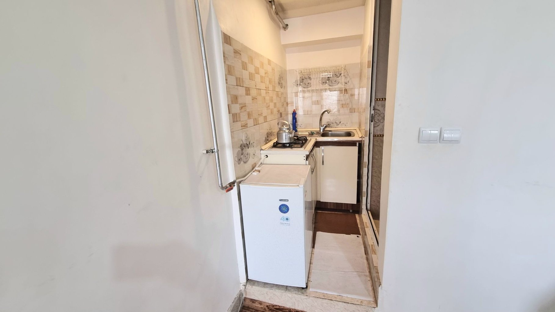 یک خوابه آنا واحد ۹