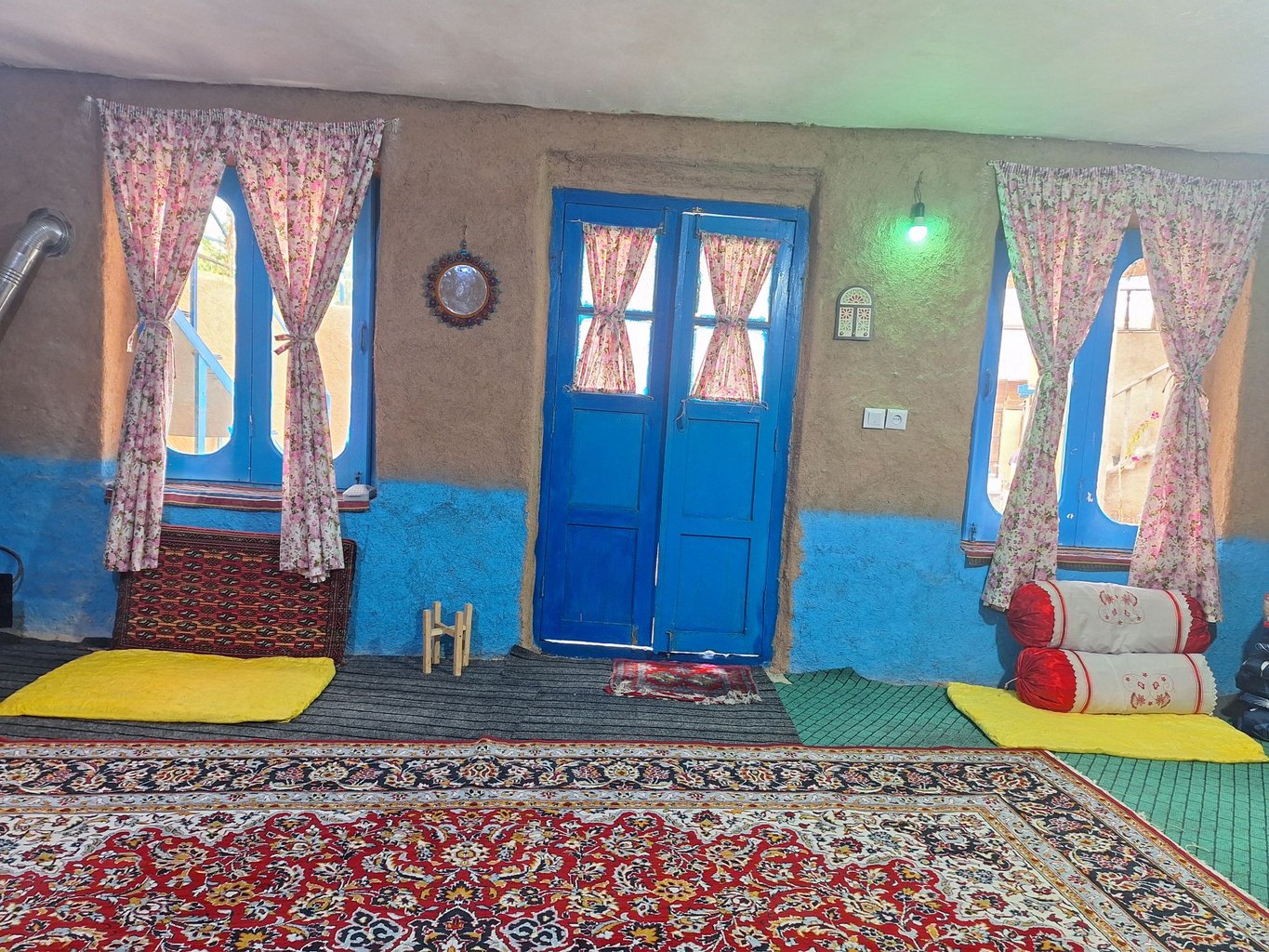 بوم گردی ننه حبیبه - واحد اسبِه گِل چال
