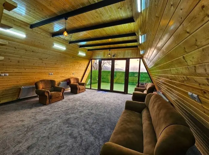 کلبه یک خوابه سوئیسی اغوز