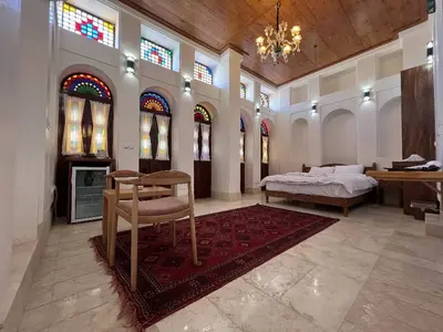 اقامتگاه سنتی دُنسه ریحان - واحد جُفرِه