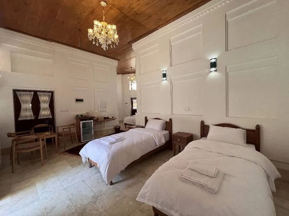 اقامتگاه سنتی دنسه ریحان - واحد شُغاب