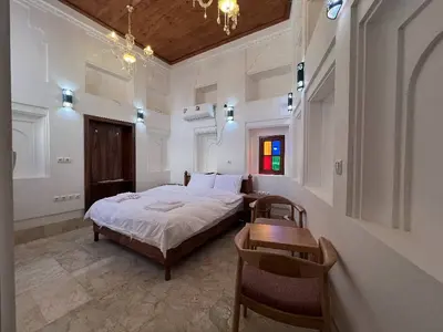 اقامتگاه سنتی دنسه ریحان - واحد بِن مانِع