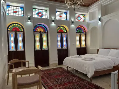 اقامتگاه سنتی دنسه ریحان - واحد شَنبَدی