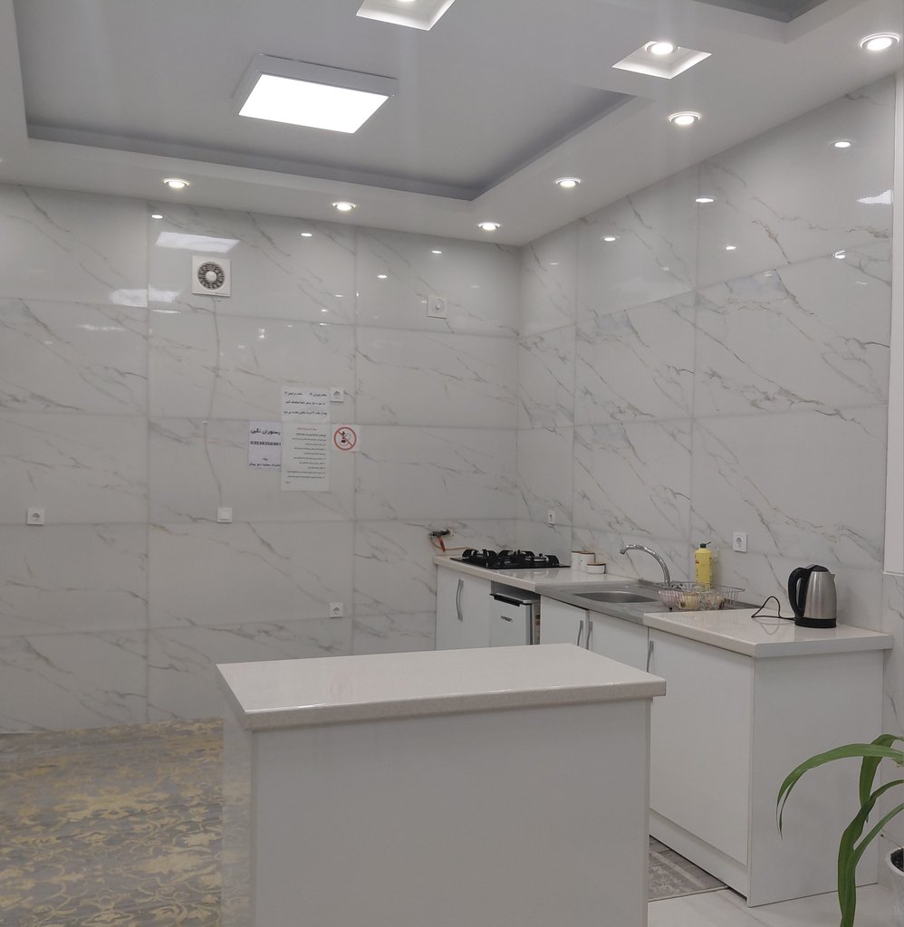 سوئیت یک خوابه رویال حسینی