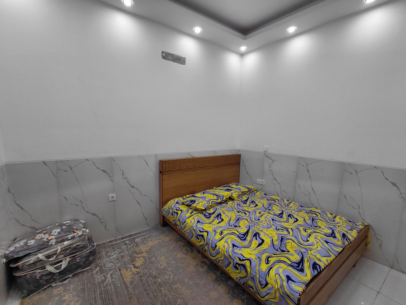 سوئیت یک خوابه رویال حسینی