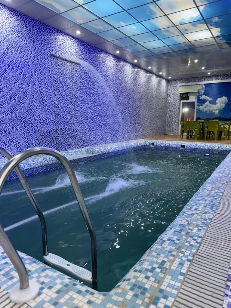 ویلا دوخوابه استخردار آبگرم بام لند