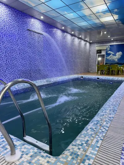 ویلا دوخوابه استخردار آبگرم بام لند