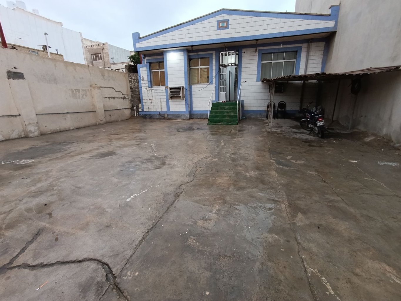 سه خوابه ساحلی شکری