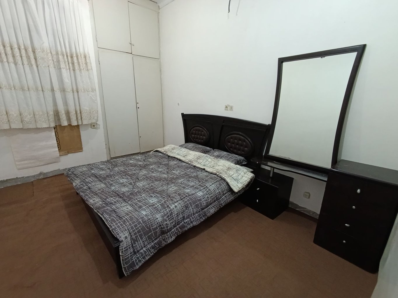 سه خوابه ساحلی شکری