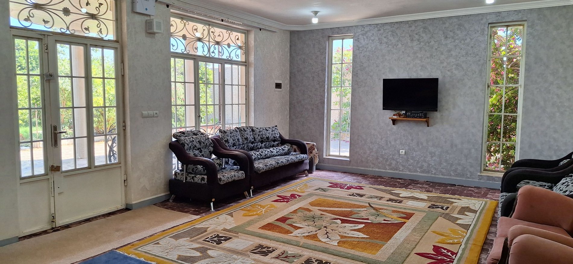 یک خوابه استخردار حاتم