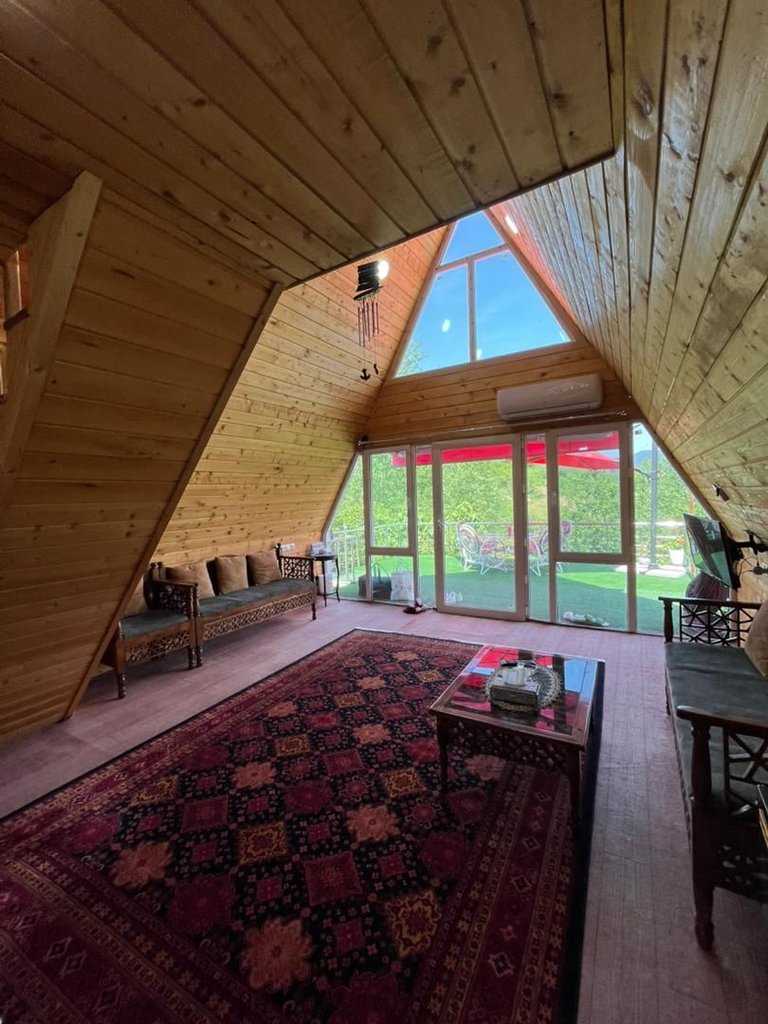 کلبه یک خوابه جنگلی سوئیسی وارش 1