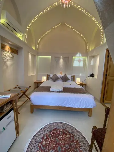 اقامتگاه سنتی سرای رزاس - واحد هرنو