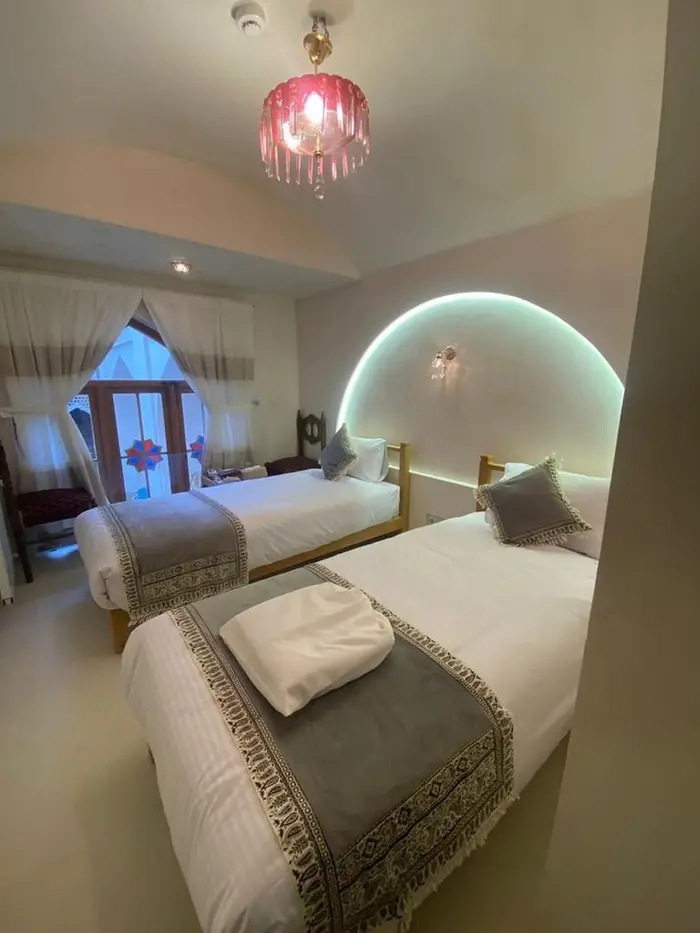 اقامتگاه سنتی سرای رزاس - واحد دالان