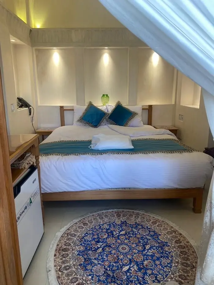 اقامتگاه سنتی سرای رزاس - واحد سرسایه