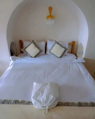 اقامتگاه سنتی سرای رزاس - واحد پرویس