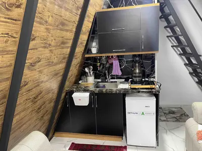 کلبه یک خوابه سوئیسی طالب