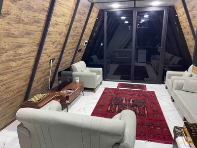 کلبه یک خوابه سوئیسی طالب