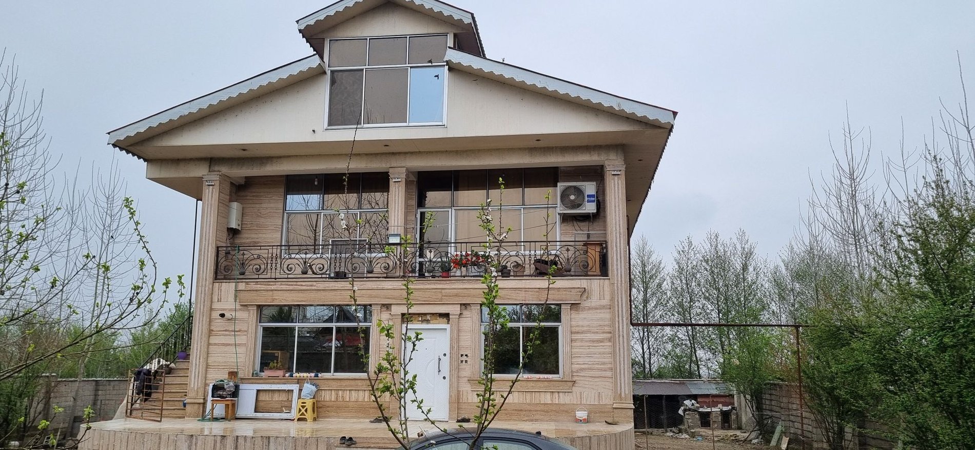 ویلا سه خوابه خادمی