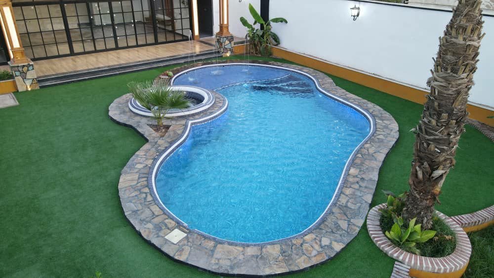 دوخوابه استخردار کاخ چوبی