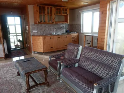 سوئیت فلت بهاران 10