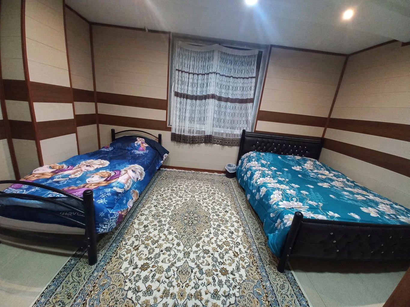 یک خوابه ساحلی لاوین