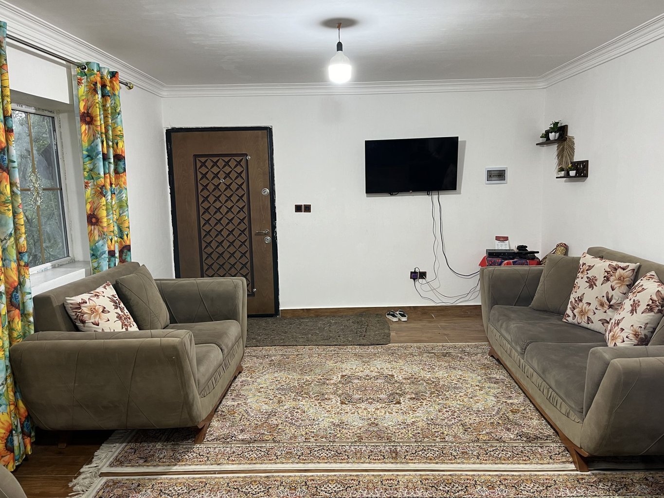 ویلا یک خوابه جنگلی لفور 1