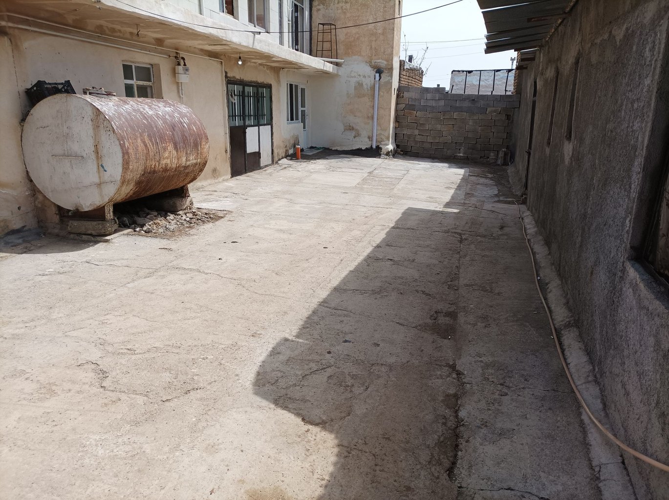 یک خوابه مادیار 1