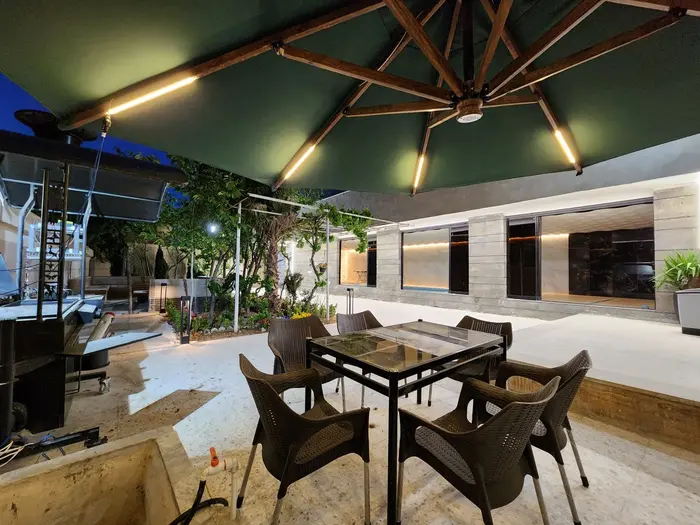 ویلا دوخوابه استخردار آبگرم رولر