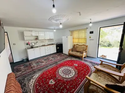 ویلا دوخوابه جنگلی آذر