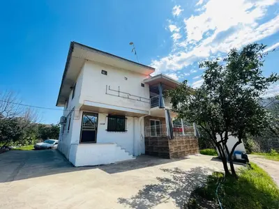 ویلا دوخوابه جنگلی آذر