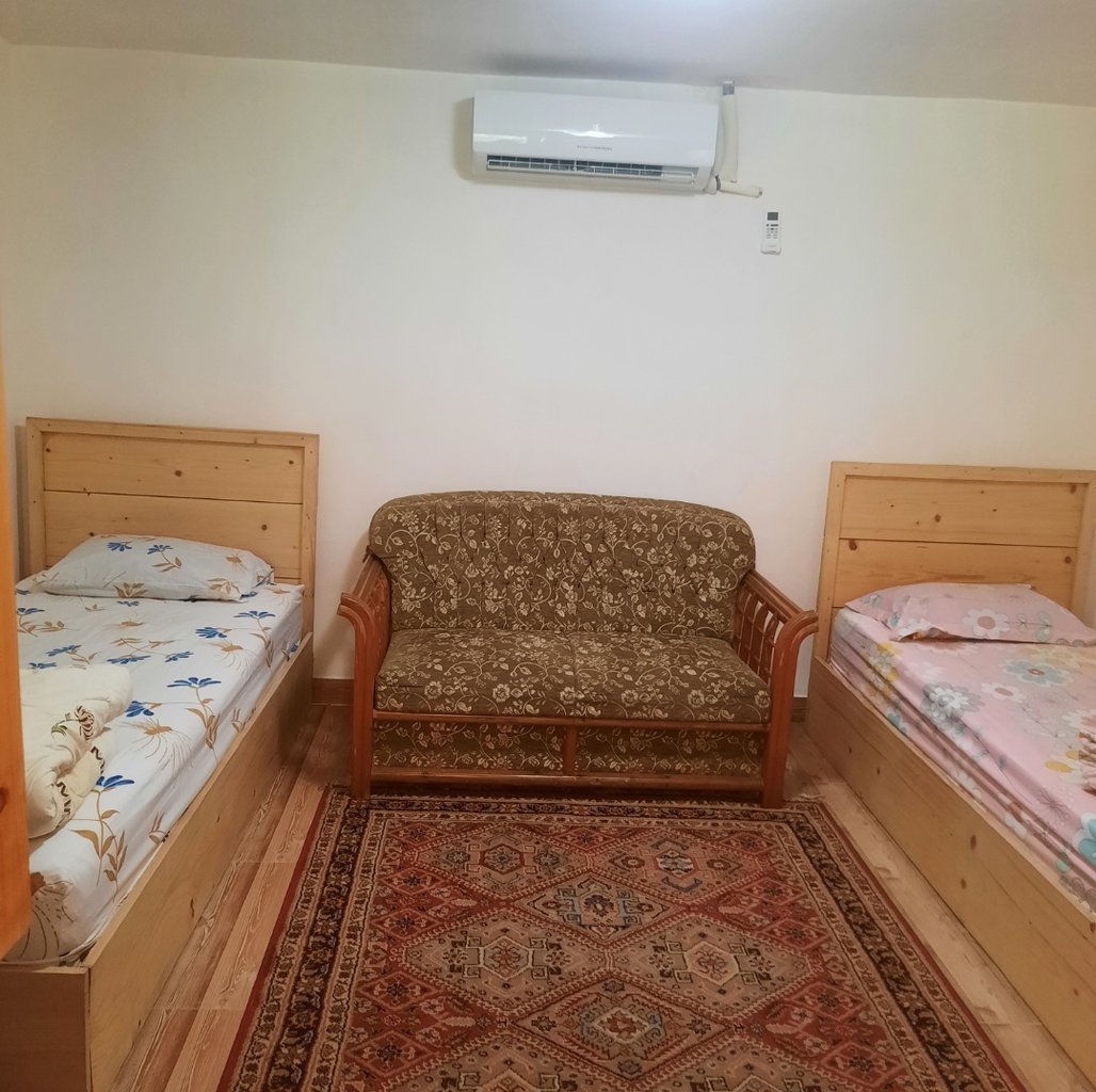 ویلا دوخوابه چوبی صادق شکوری واحد ۱