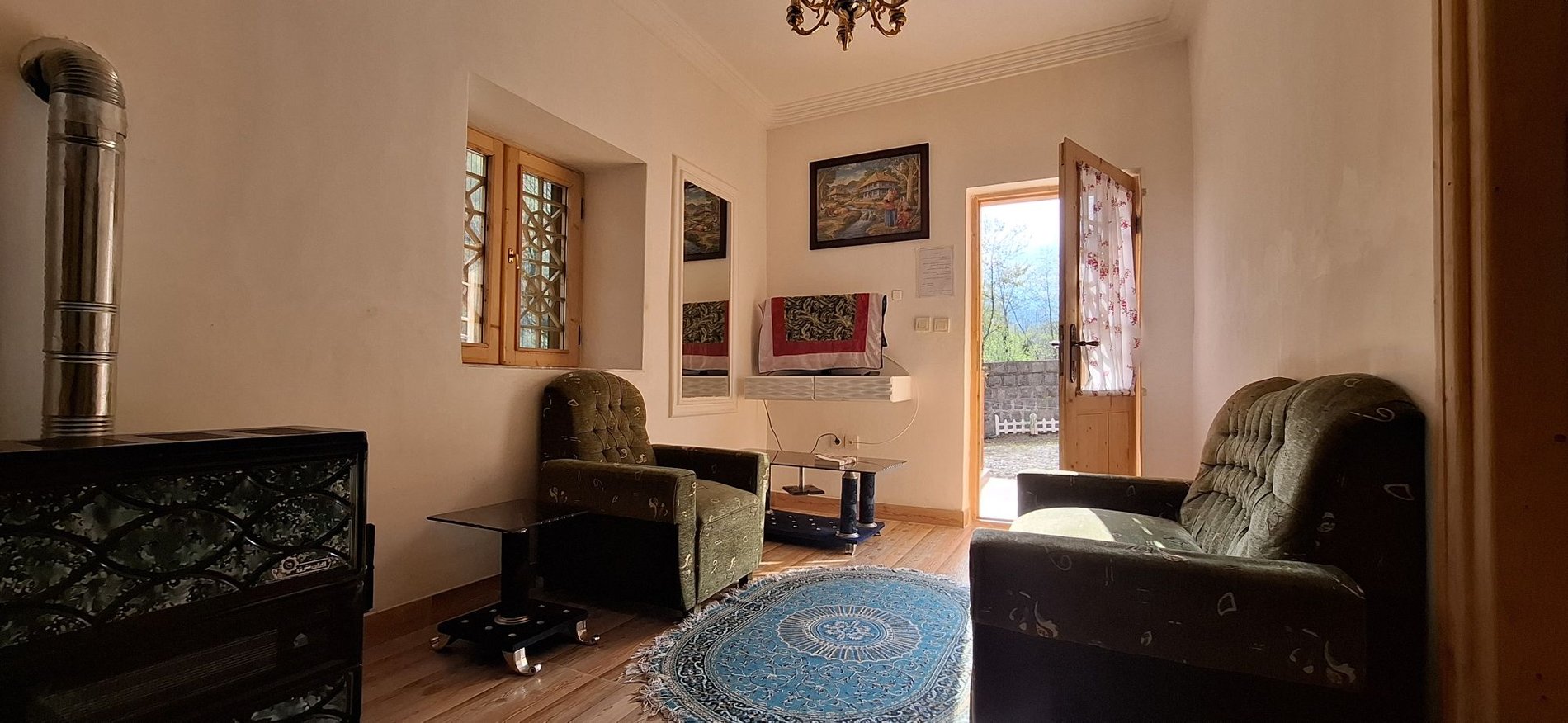 ویلا دوخوابه چوبی صادق شکوری واحد ۲