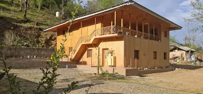 ویلا دوخوابه چوبی صادق شکوری واحد ۲