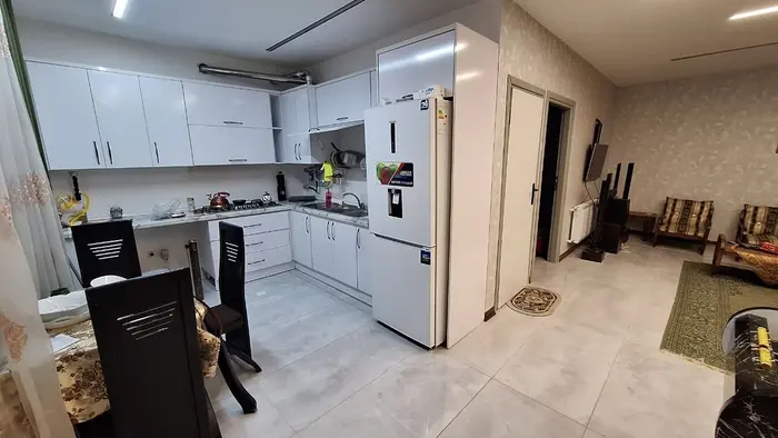 ویلا یک خوابه استخردار آبگرم عطر گل مریم