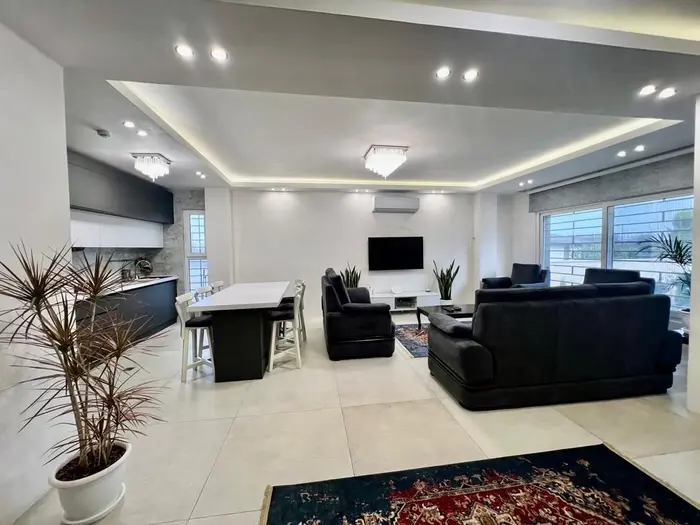 ویلا سه خوابه استخردار آبگرم سکوت 1