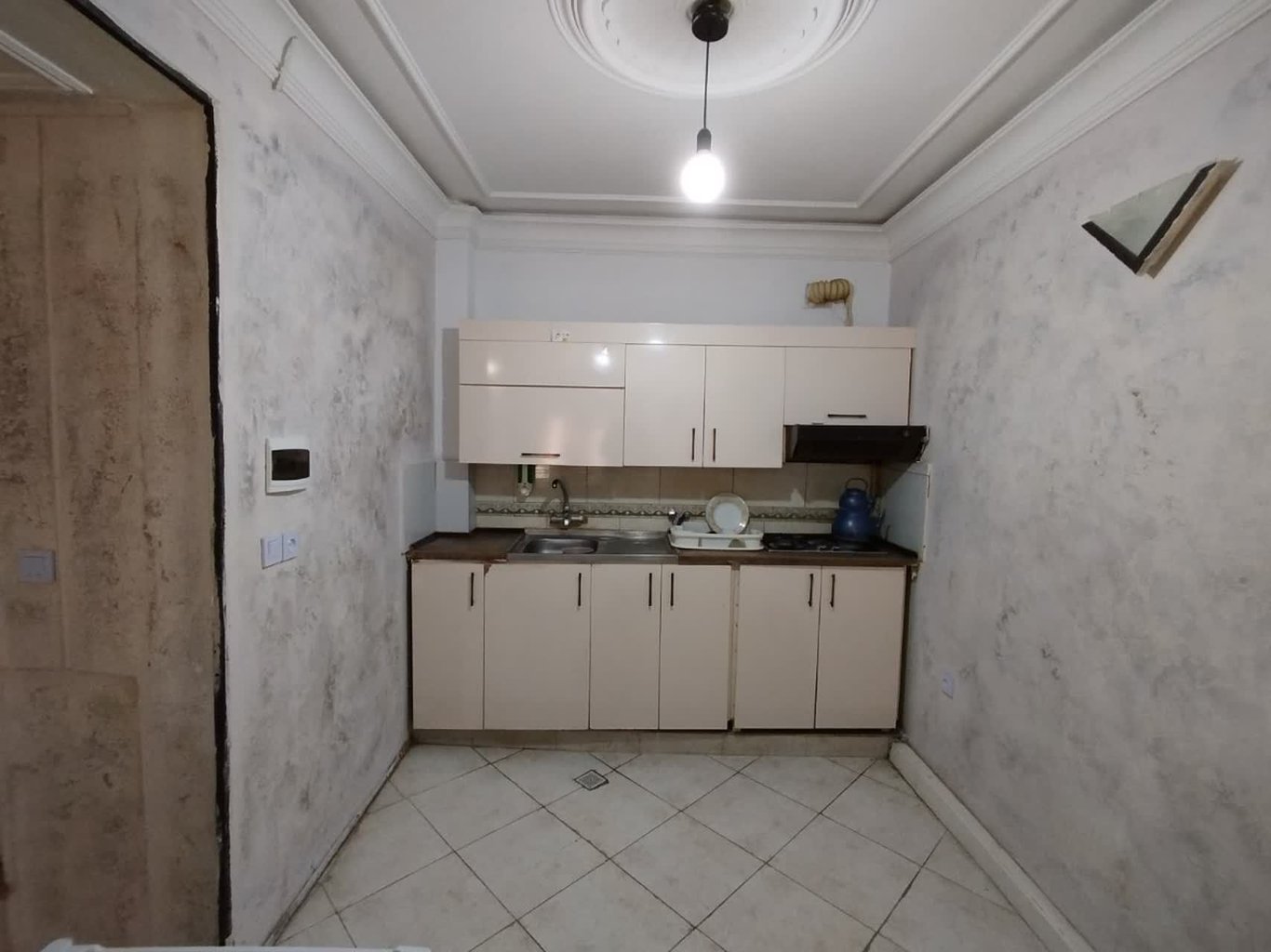 فلت افشین - واحد 401