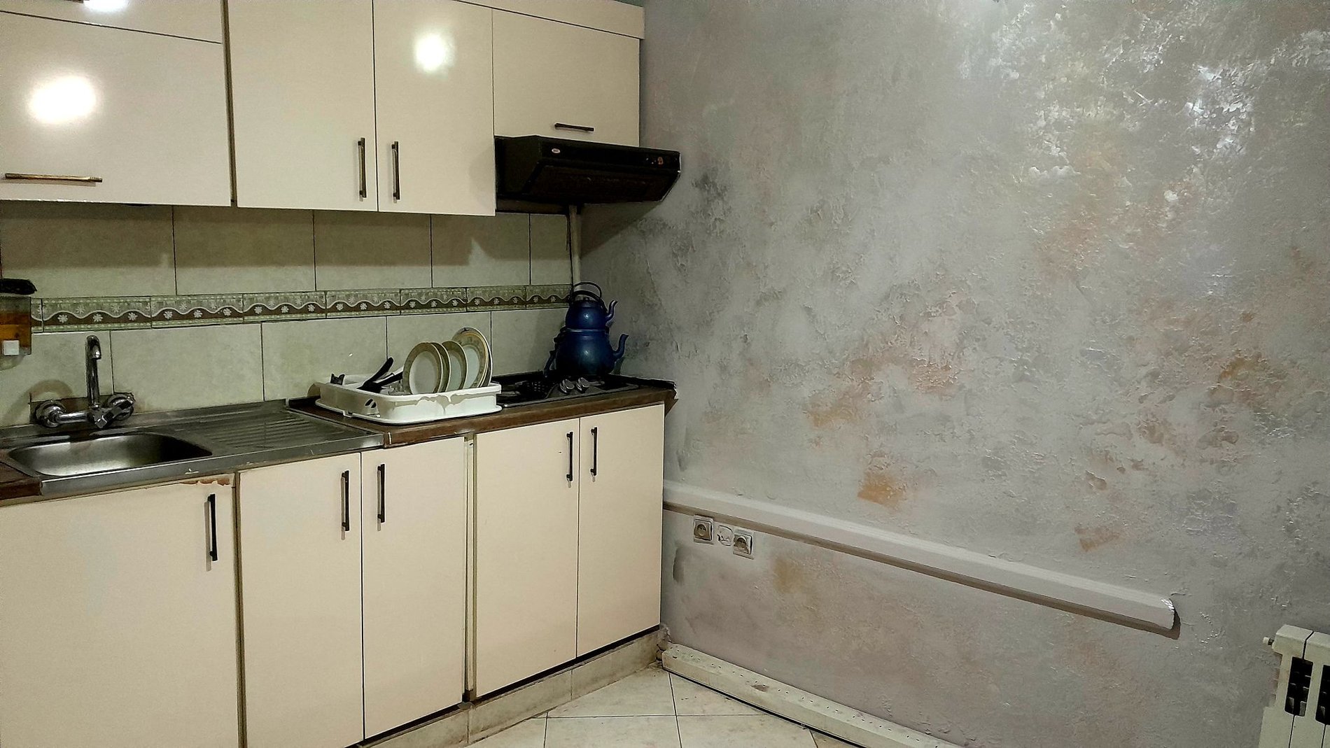 سوئیت افشین - واحد ۳۰۱