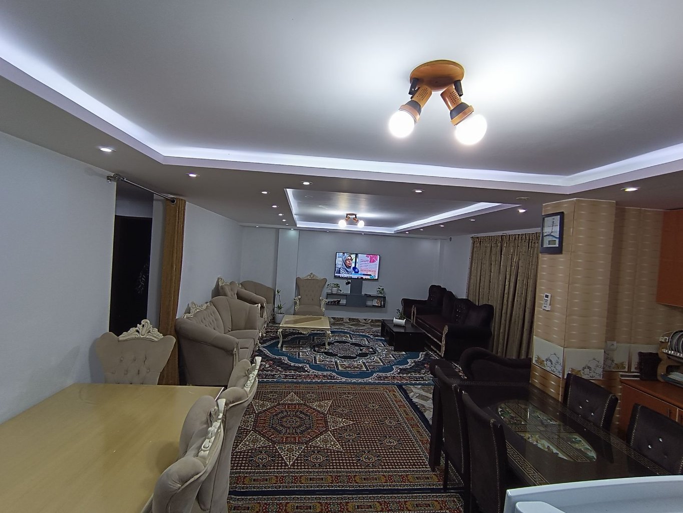 سوئیت دوخوابه آریاز